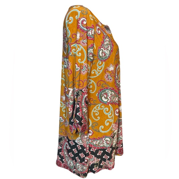 Paisley Grace Paisley Print Tunic Top - Picture 3 of 10